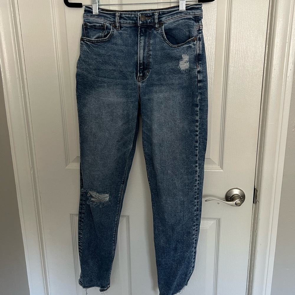 American Eagle Mom Jeans